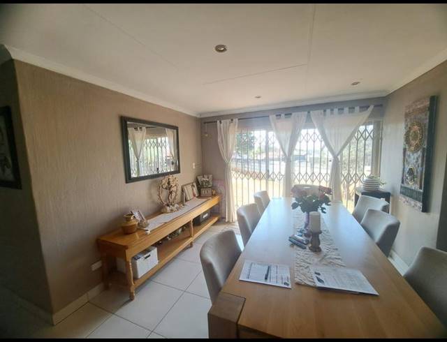 4 BEDROOM PROPERTY TO RENT IN HEUWELOORD